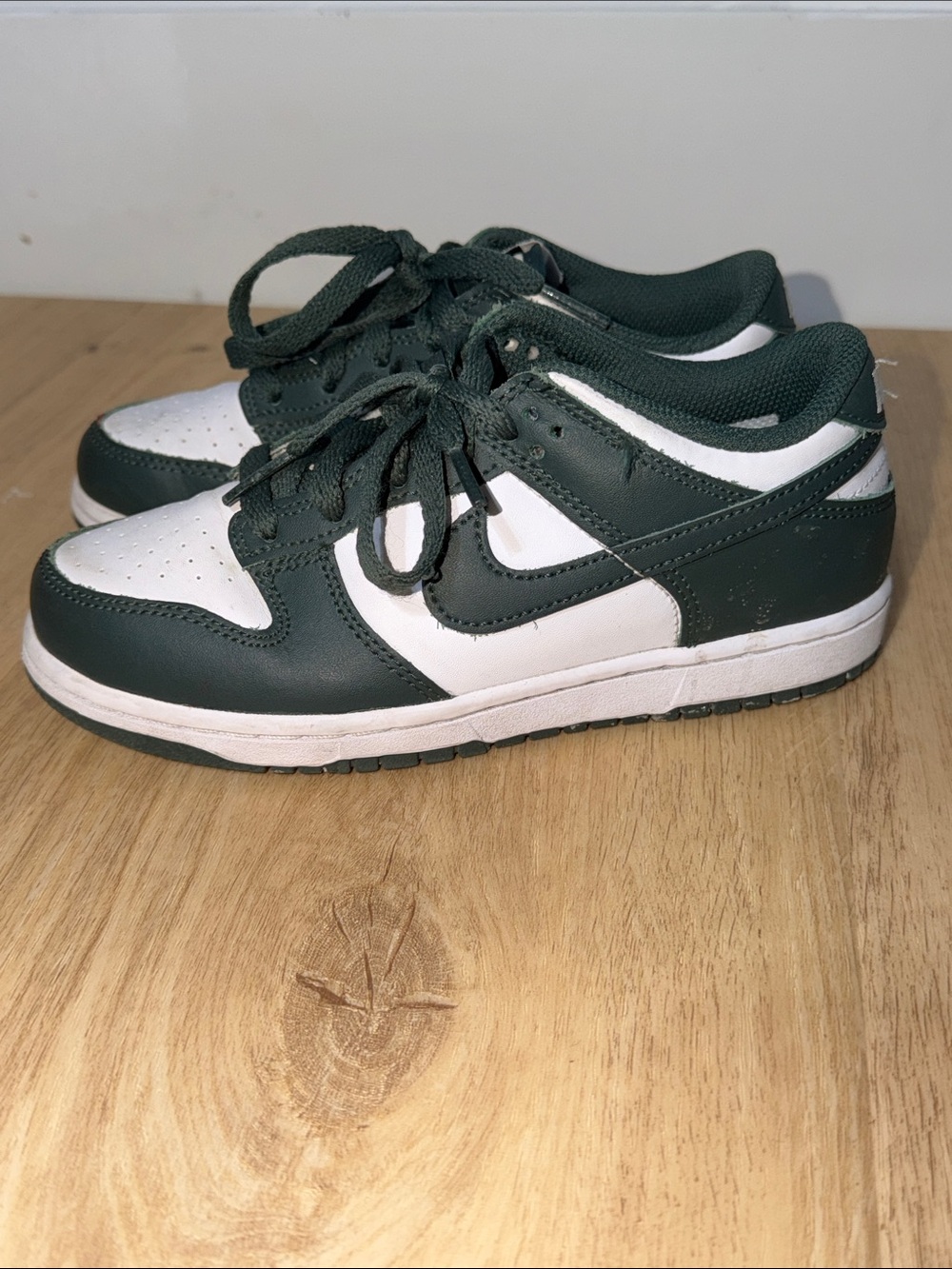 Nike Dunk Low White Vintage Green Retro Sneakers Michigan State kids 2Y